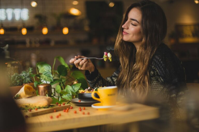 How to Practice Mindful Eating